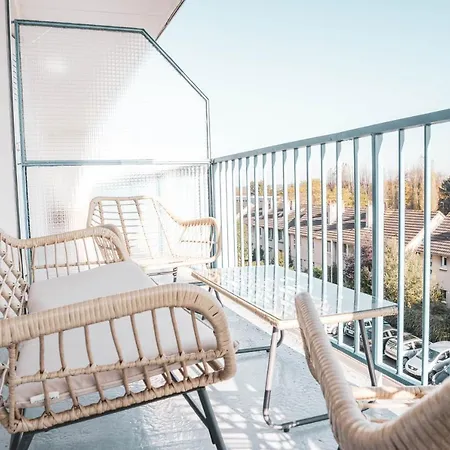Magnifique Et Grand Appart, Balcon Et Parking